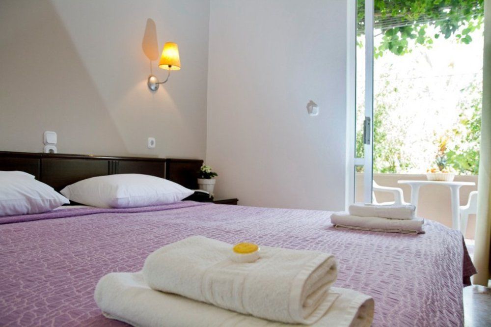 Hotel Peli 2*