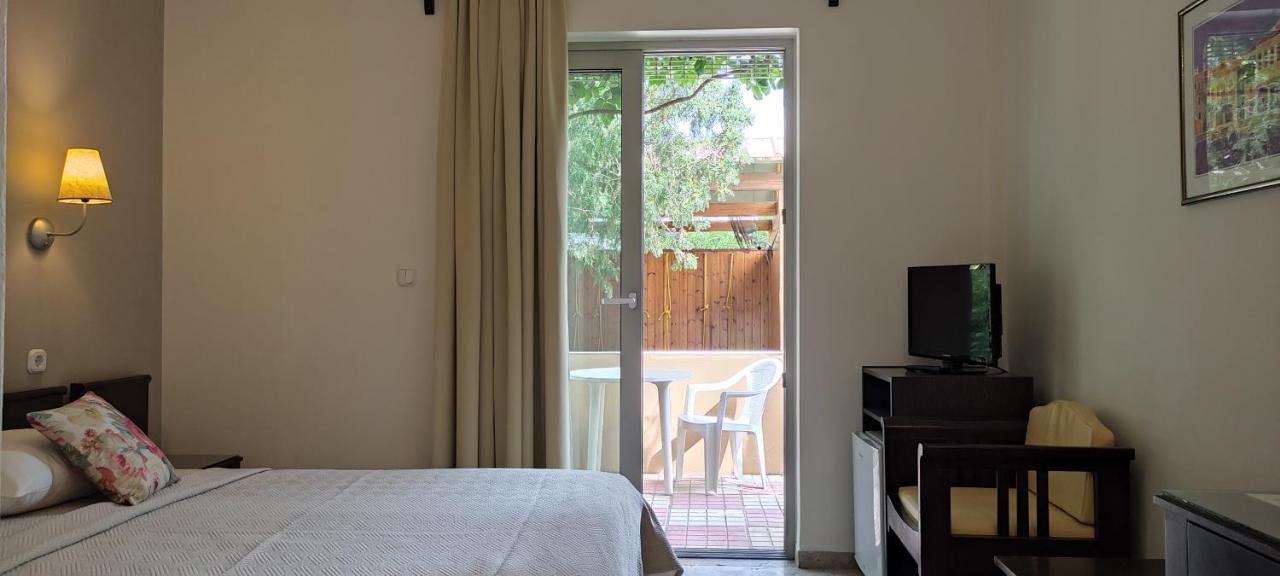 Hotel Peli