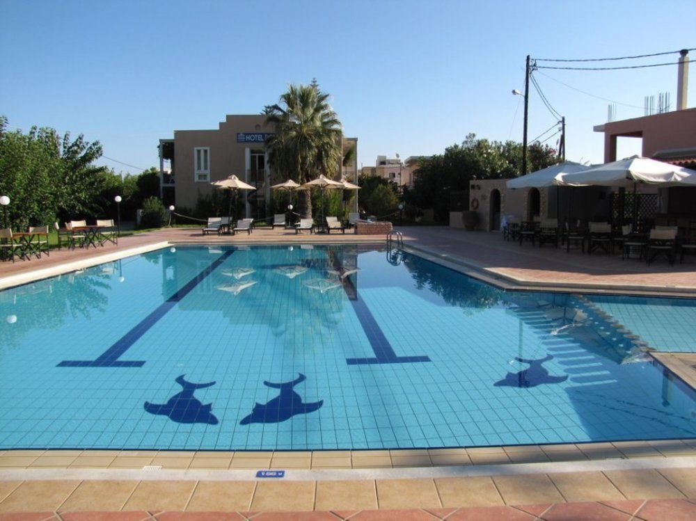 Hotel Peli 2*