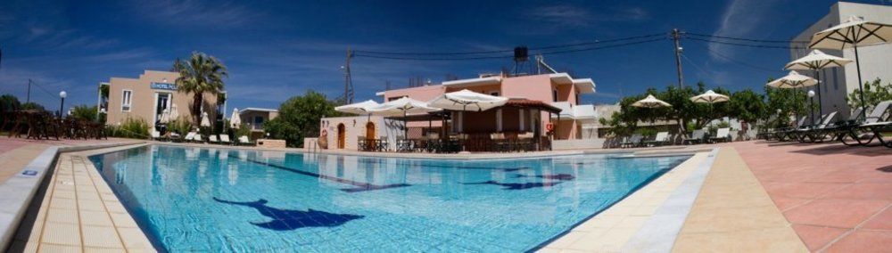 Hotel Peli 2*